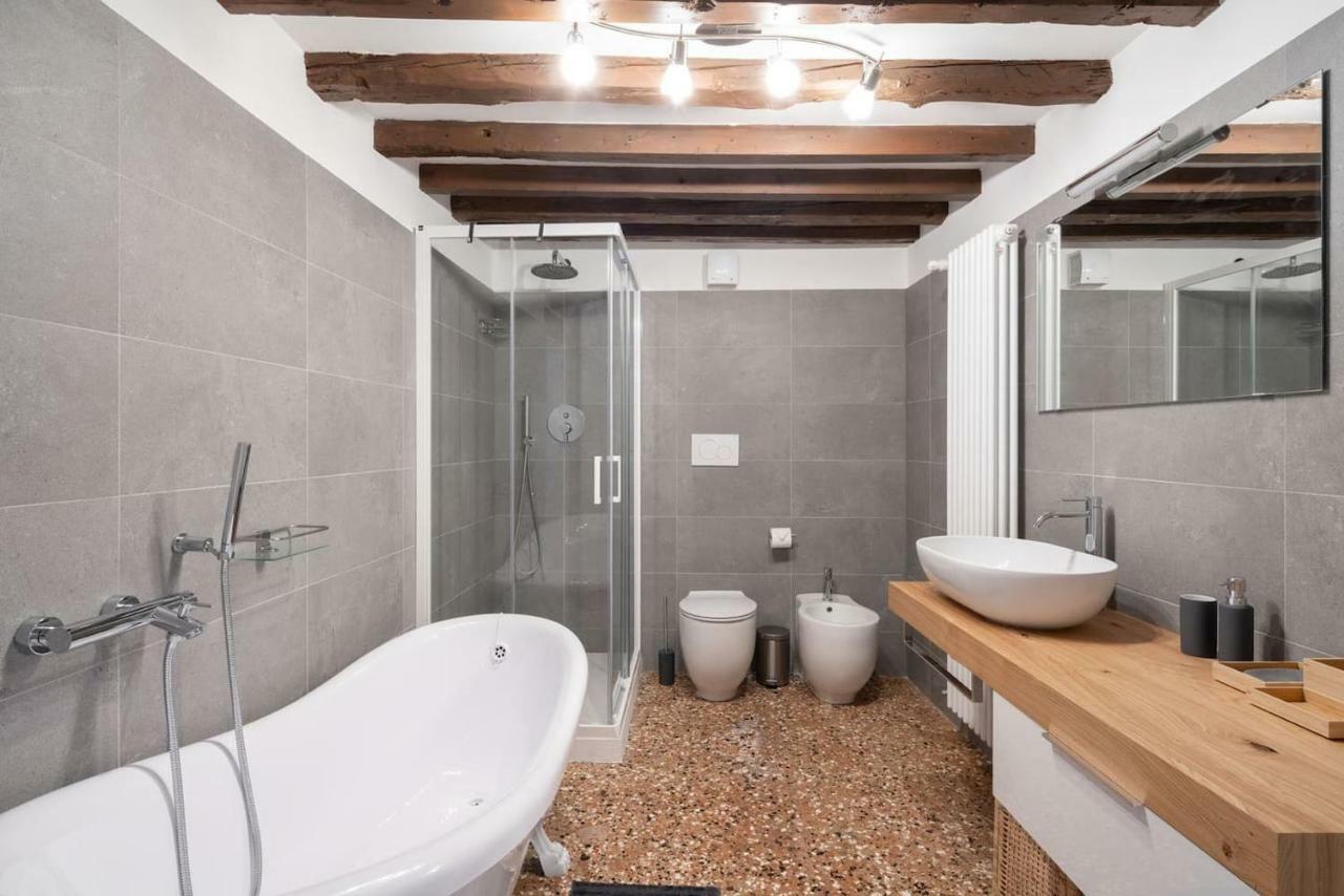 ונציה Apartment Ponte Raspi Canal View מראה חיצוני תמונה